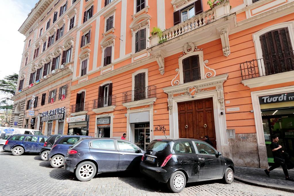 Lucky Home Rooms Rome Exterior photo